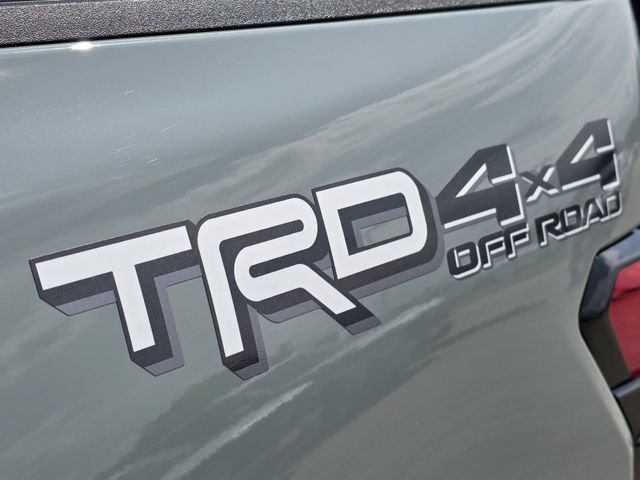 New 2026 Toyota Tundra SR5 w/ TRD Off-Road Premium Package AWD/4WD image 8