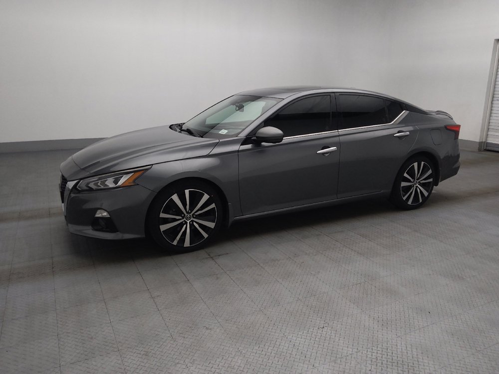Used 2019 Nissan Altima 2.5 Platinum FWD image 2