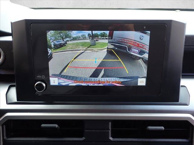 Used 2025 Toyota 4Runner SR5 AWD/4WD image 16