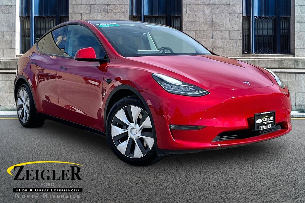 Used 2022 Tesla Model Y Long Range image 1
