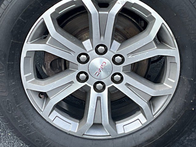 Used 2015 GMC Acadia SLT FWD image 9