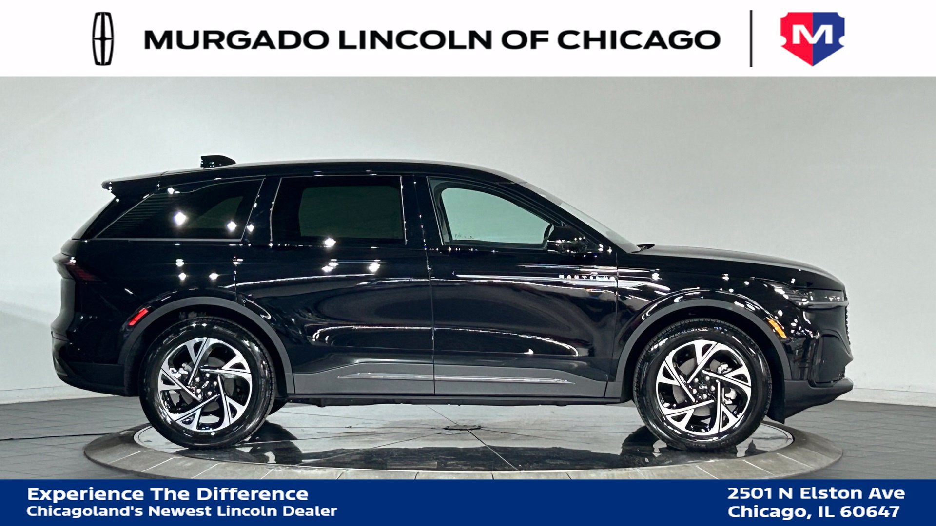 Certified 2026 Lincoln Nautilus Premier w/ Jet Appearance Package AWD/4WD image 9