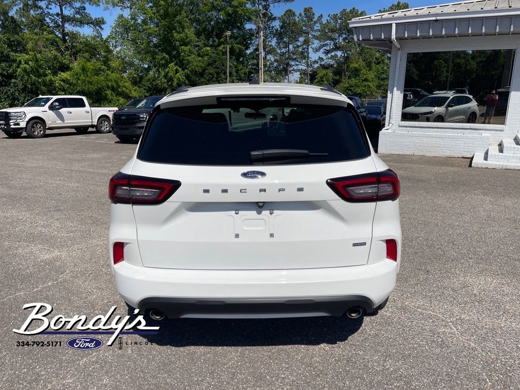 Used 2023 Ford Escape ST-Line w/ Equipment Group 301A FWD image 13