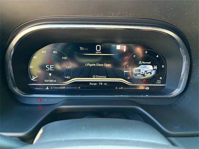 Used 2022 GMC Yukon XL AT4 image 41