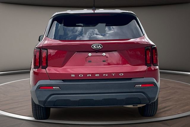 Used 2021 Kia Sorento LX FWD image 4
