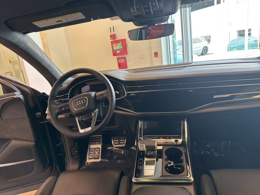 Used 2024 Audi SQ8 Prestige w/ Prestige Package image 33