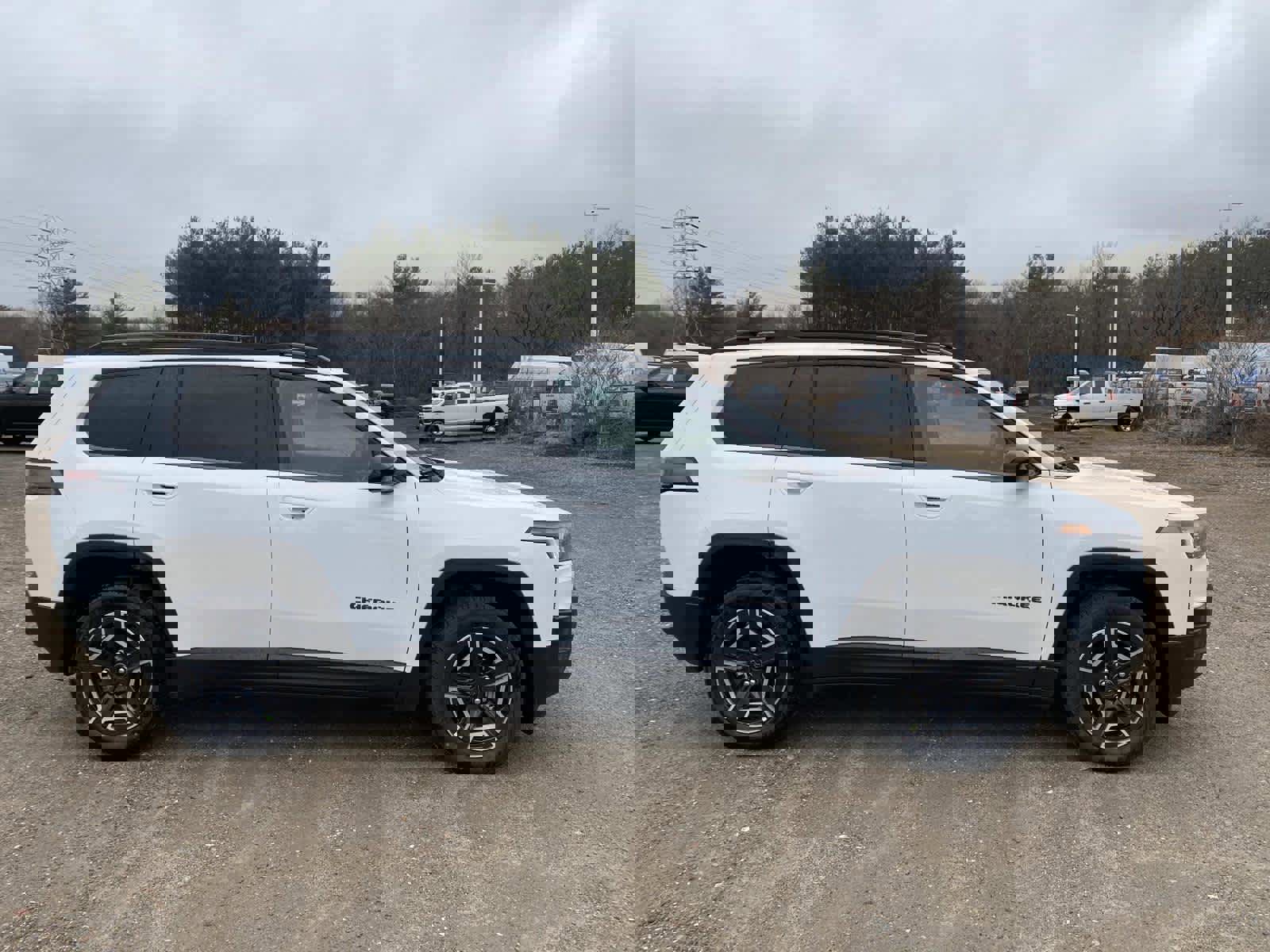 New 2026 Jeep Cherokee Laredo image 2