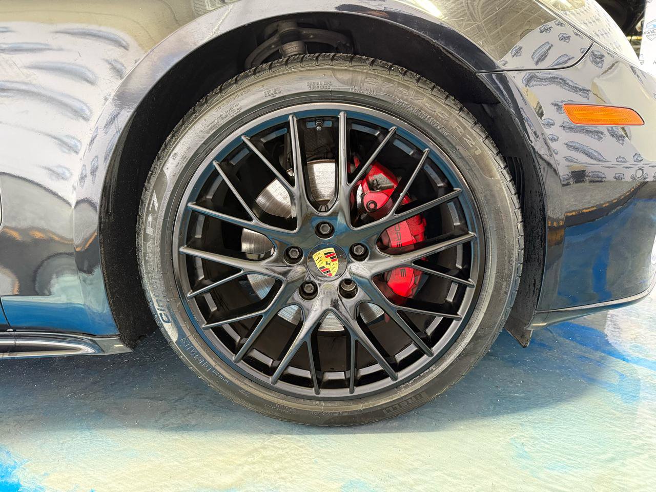 Used 2018 Porsche Panamera 4S image 13