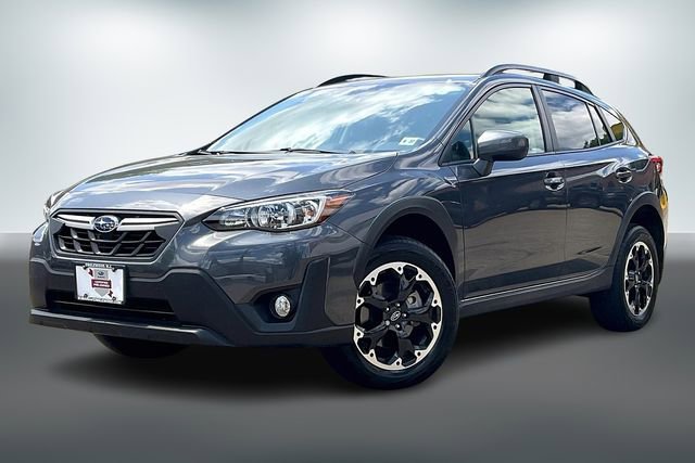 Used 2023 Subaru Crosstrek 2.0i Premium image 3
