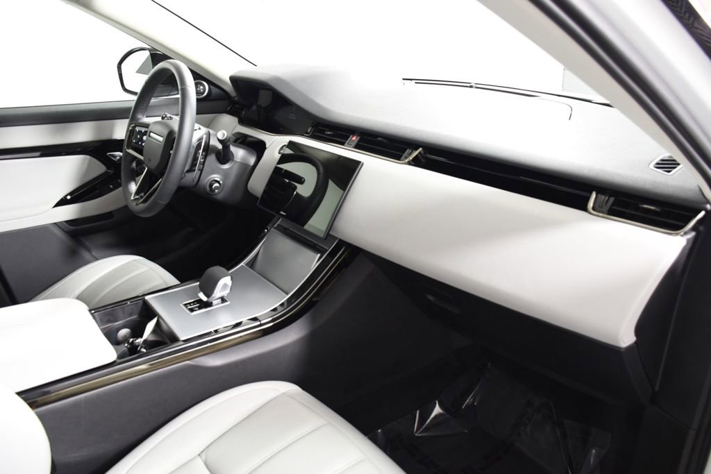 Used 2024 Land Rover Range Rover Evoque S image 19