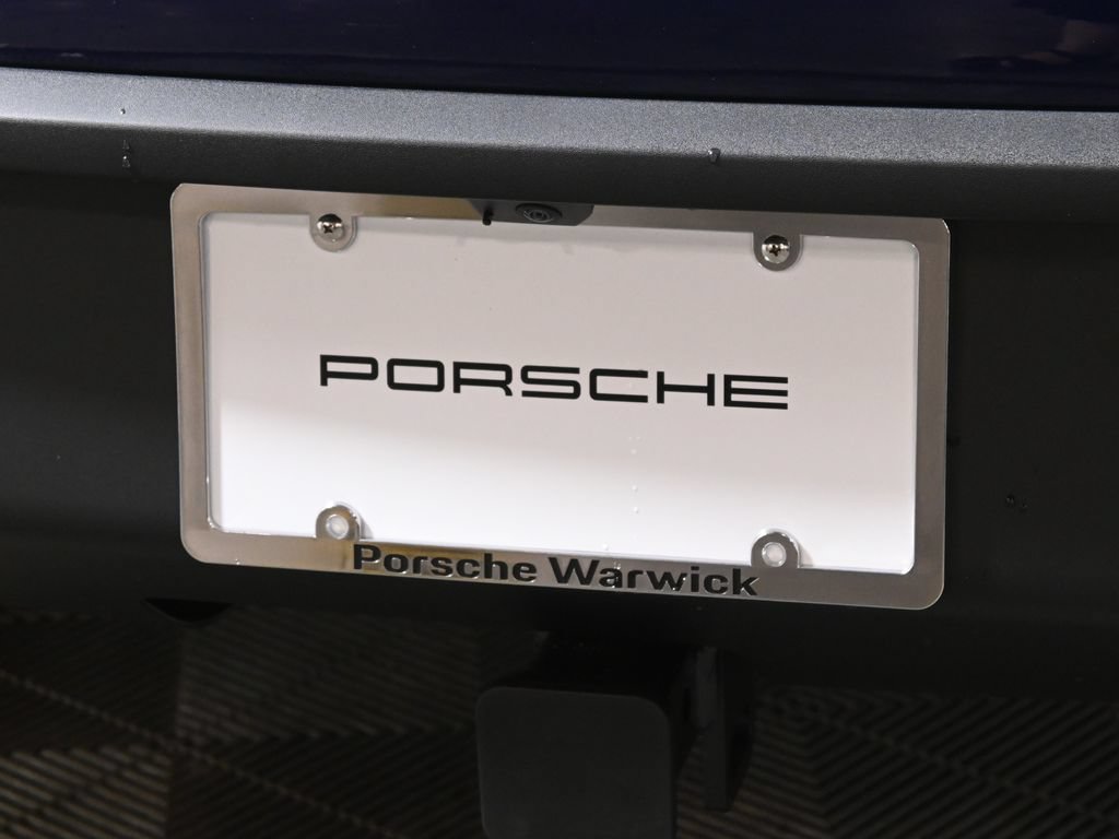 New 2026 Porsche Macan AWD/4WD image 14