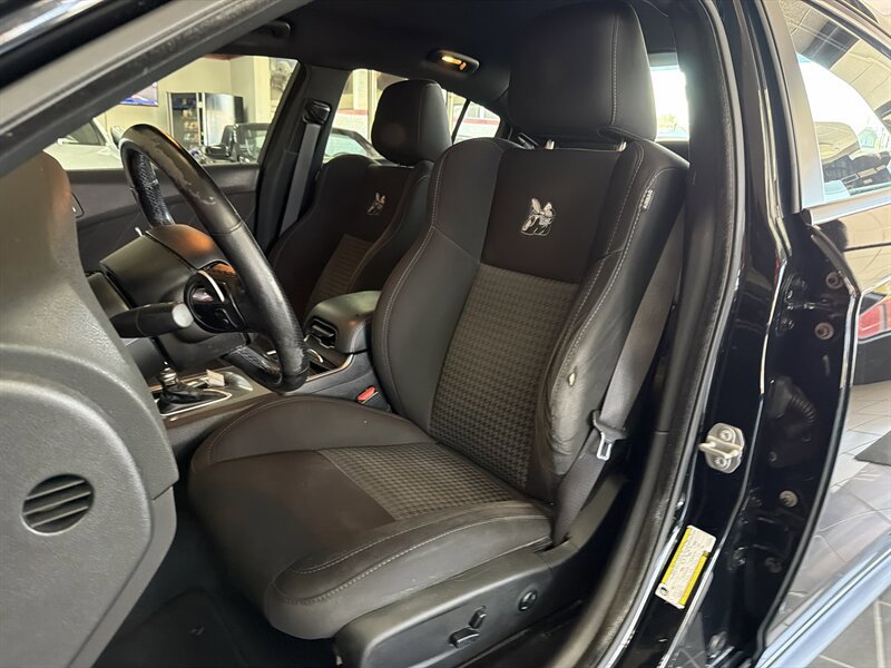 Used 2020 Dodge Charger Scat Pack RWD image 9