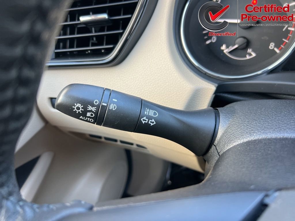 Used 2020 Nissan Rogue SL image 60