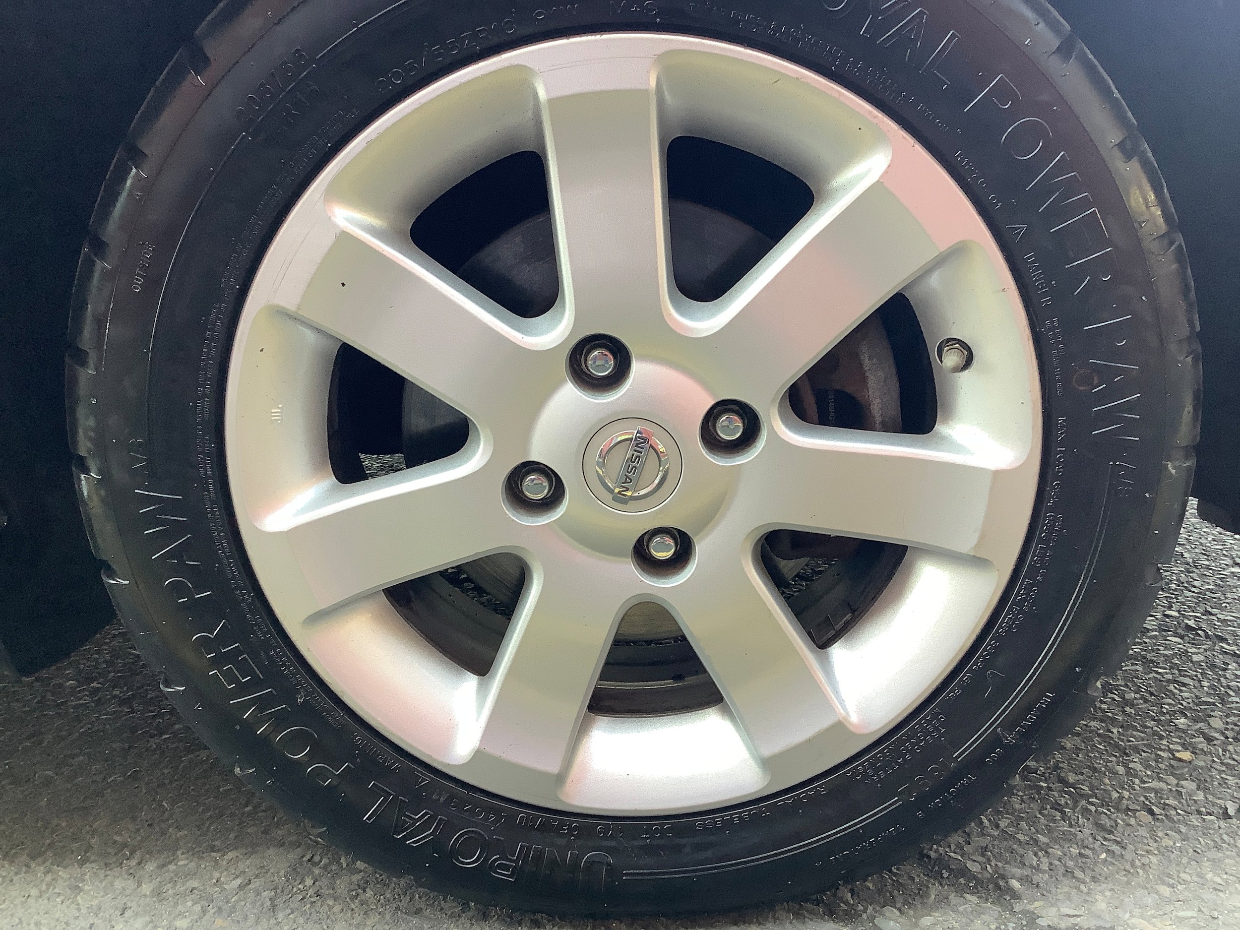Used 2012 Nissan Sentra 2.0 SR FWD image 17