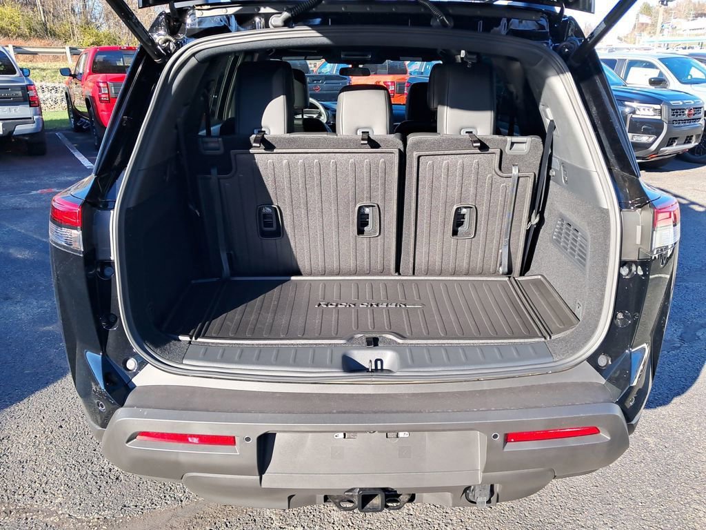 New 2025 Nissan Pathfinder Rock Creek image 24