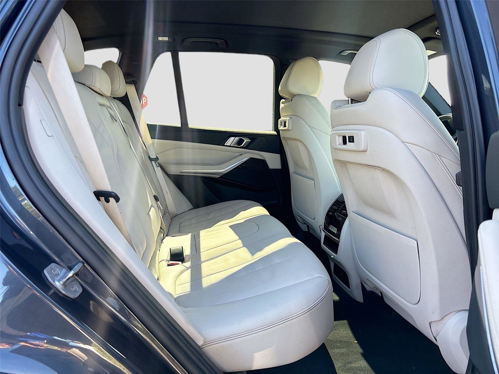 Used 2020 BMW X5 xDrive40i w/ Premium Package image 30