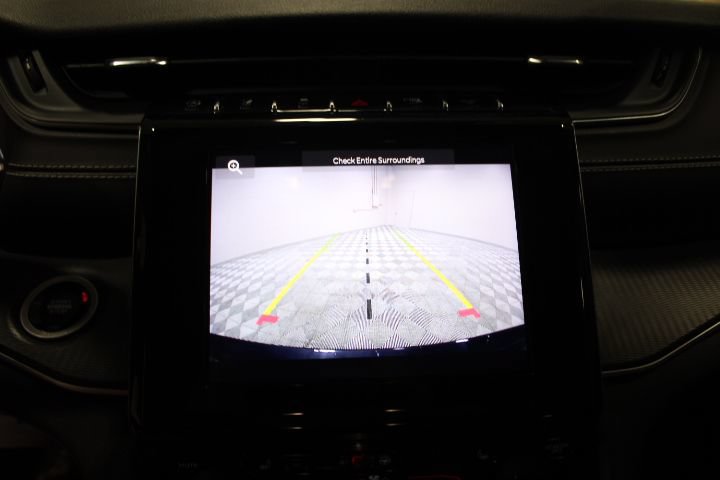 Used 2023 Jeep Grand Cherokee Altitude AWD/4WD image 4