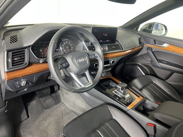 Used 2023 Audi Q5 2.0T Premium w/ Convenience Package AWD/4WD image 21