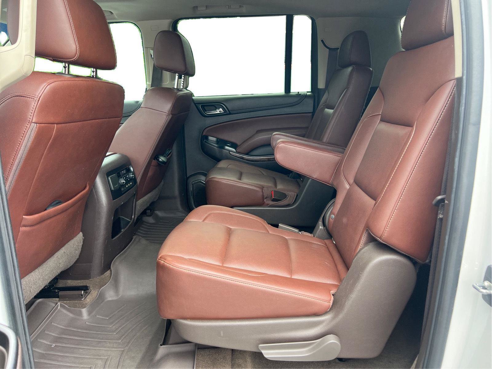 Used 2018 Chevrolet Suburban Premier AWD/4WD image 11