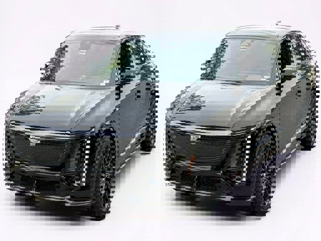 New 2026 Cadillac Lyriq V w/ Exterior Carbon Fiber Package image 10