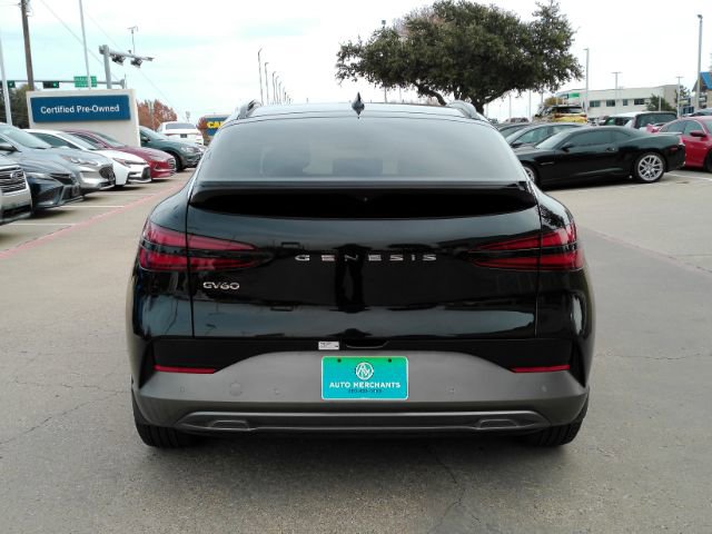 Used 2024 Genesis GV60 RWD image 9