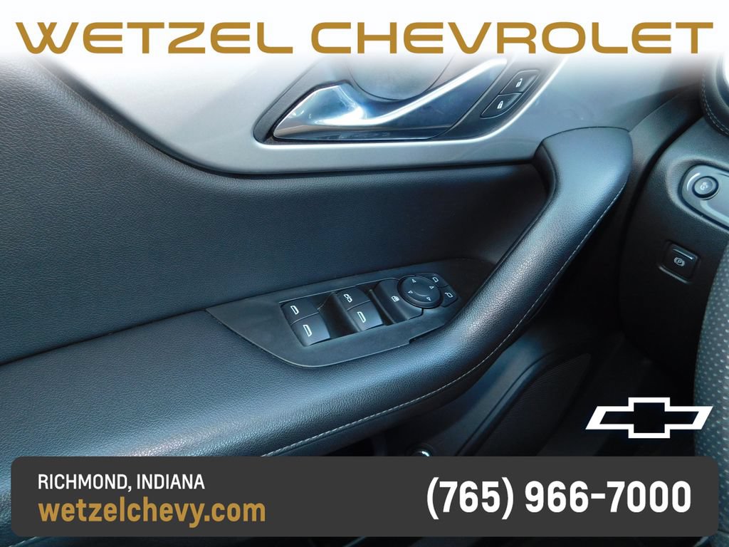 Used 2021 Chevrolet Blazer LT FWD image 27