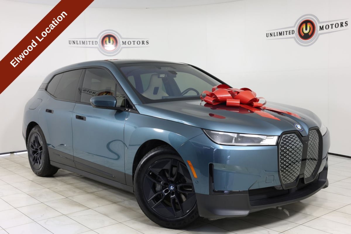 Used 2023 BMW iX xDrive50 w/ Premium Package AWD/4WD image 1