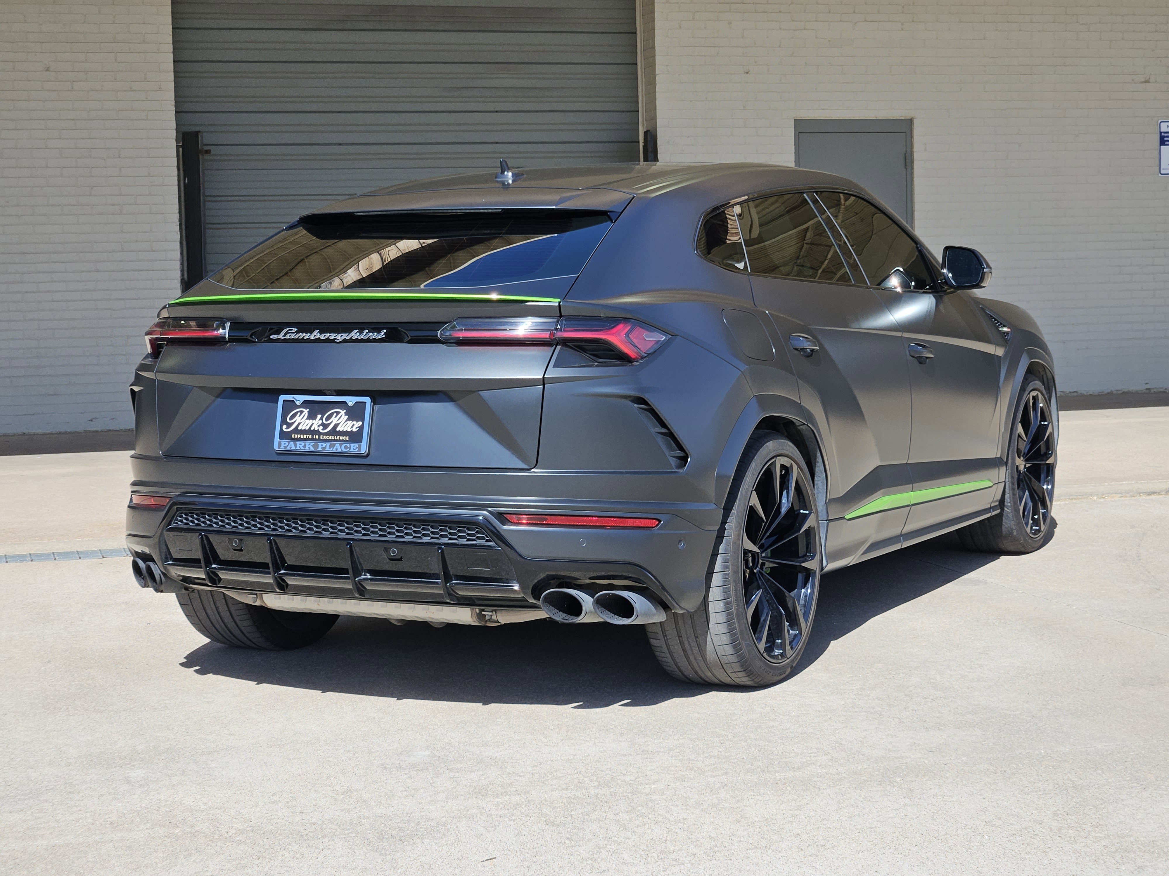 Used 2021 Lamborghini Urus image 9