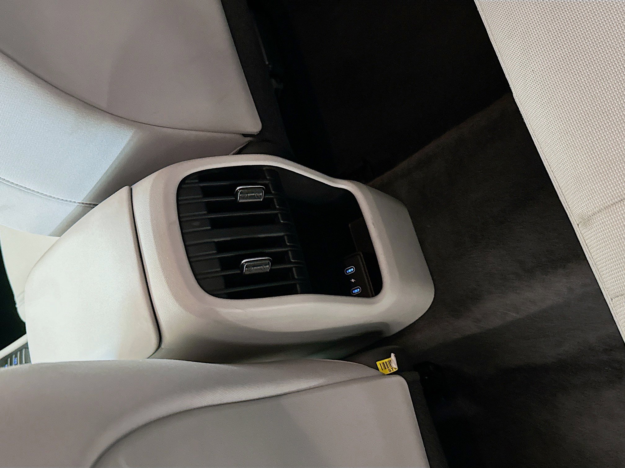 Used 2025 Hyundai Kona SEL image 27