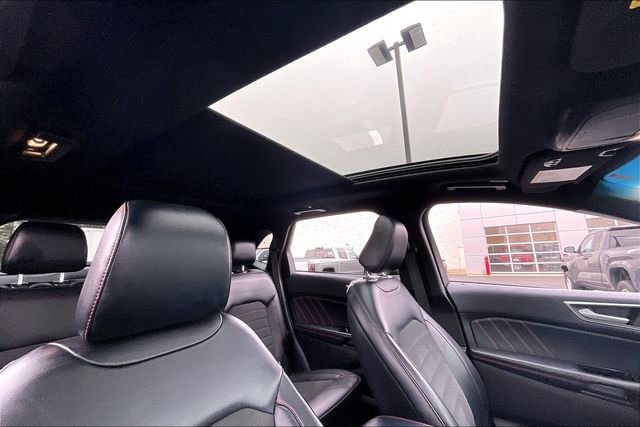 Used 2020 Ford Edge ST-Line FWD image 22