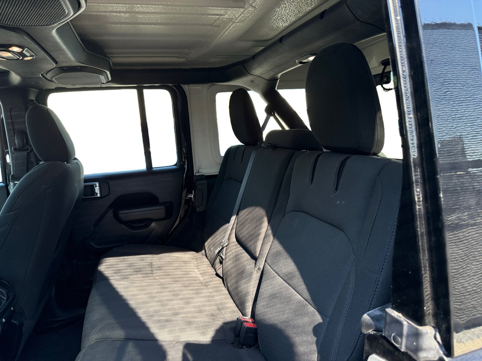 Used 2023 Jeep Wrangler Unlimited w/ 8.4" Radio Group AWD/4WD image 11