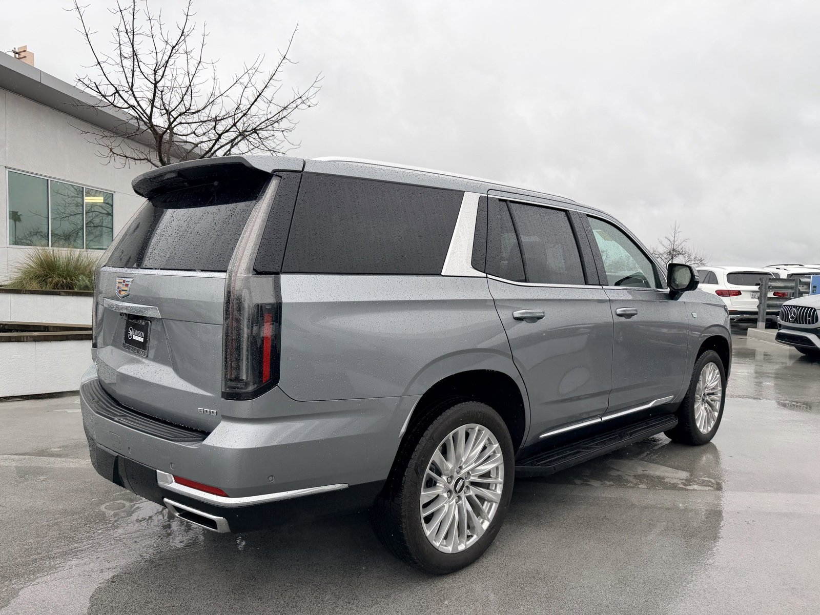Used 2025 Cadillac Escalade Premium Luxury image 6