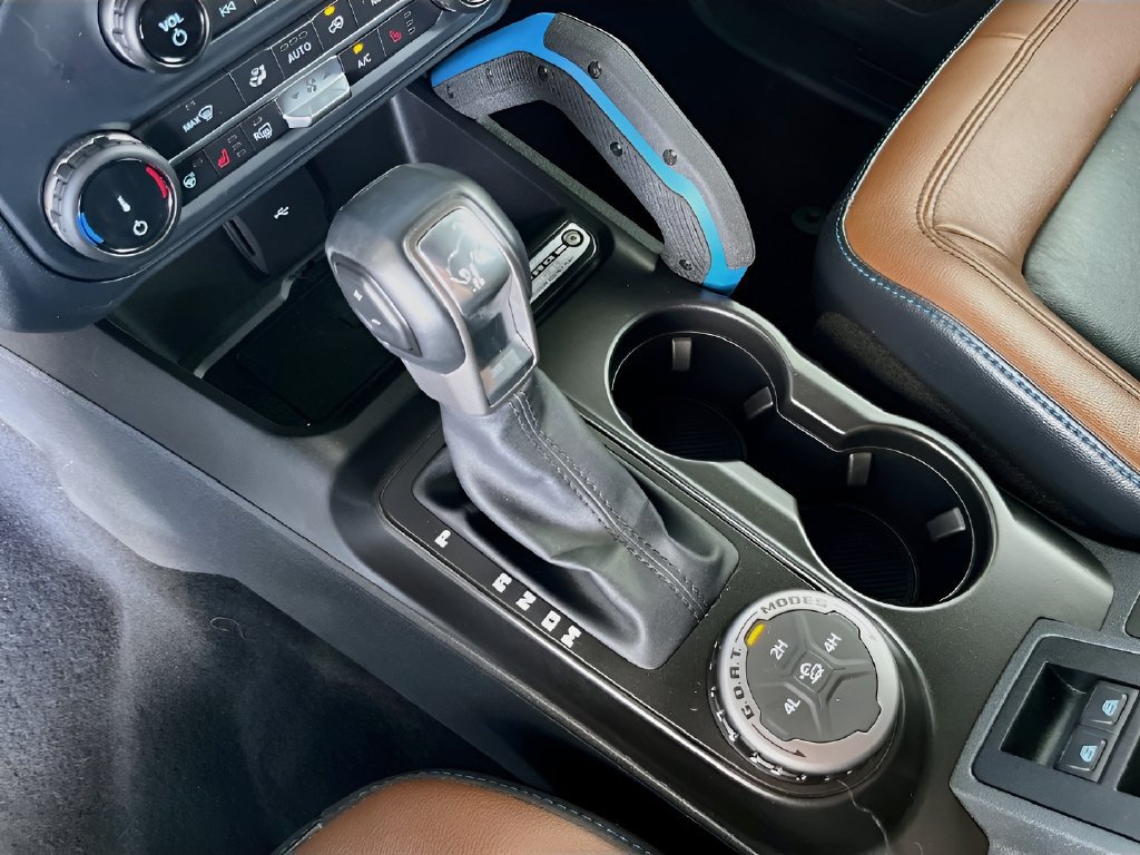 Used 2022 Ford Bronco Outer Banks AWD/4WD image 17