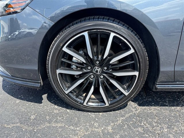 Used 2023 Honda Accord Touring image 10