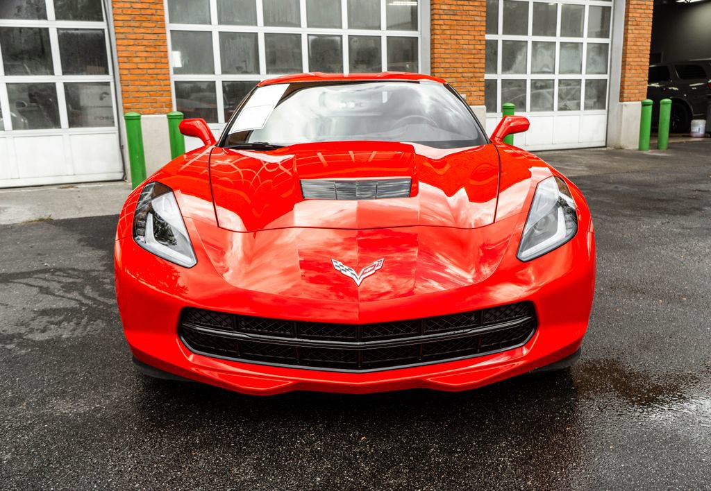 Used 2019 Chevrolet Corvette Stingray Coupe w/ 1LT RWD image 30