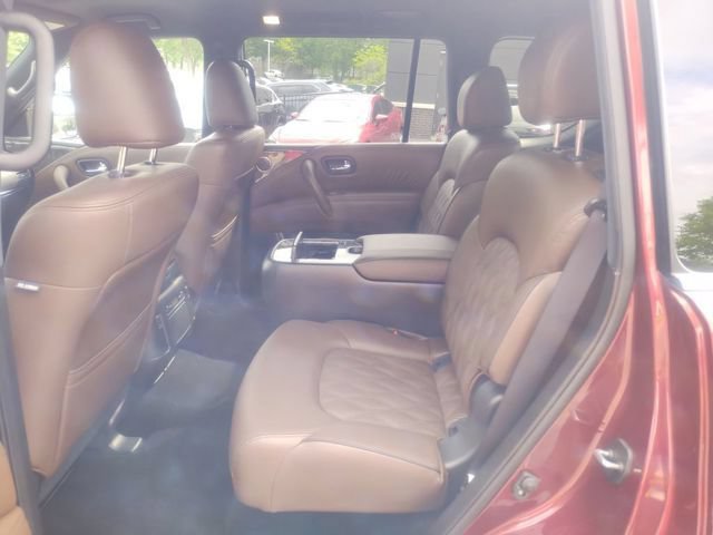 Used 2024 Nissan Armada Platinum w/ Captain's Chairs Package RWD image 11