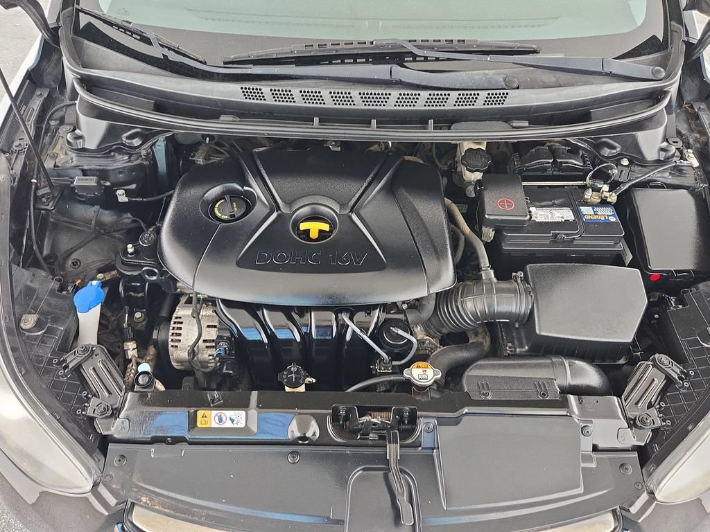 Used 2013 Hyundai Elantra Limited FWD image 32