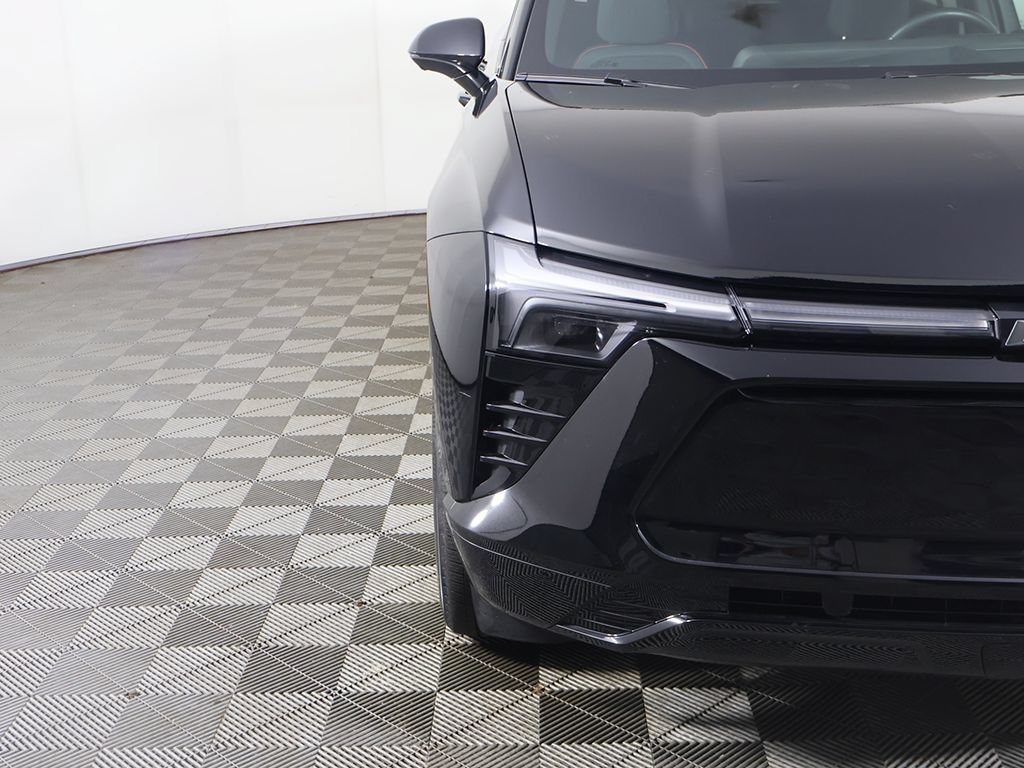 Used 2024 Chevrolet Blazer EV RS AWD/4WD image 15