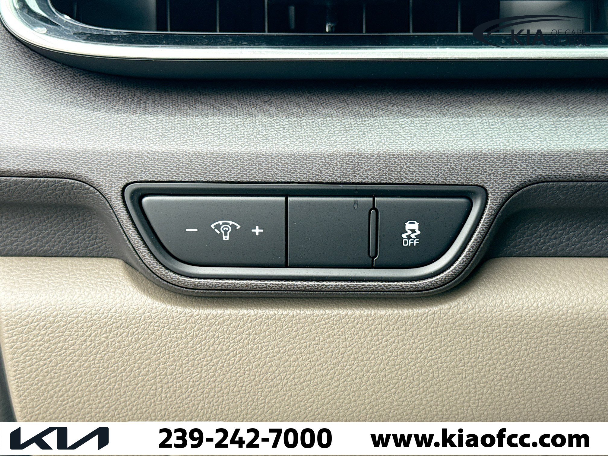 New 2026 Kia Carnival EX FWD image 36