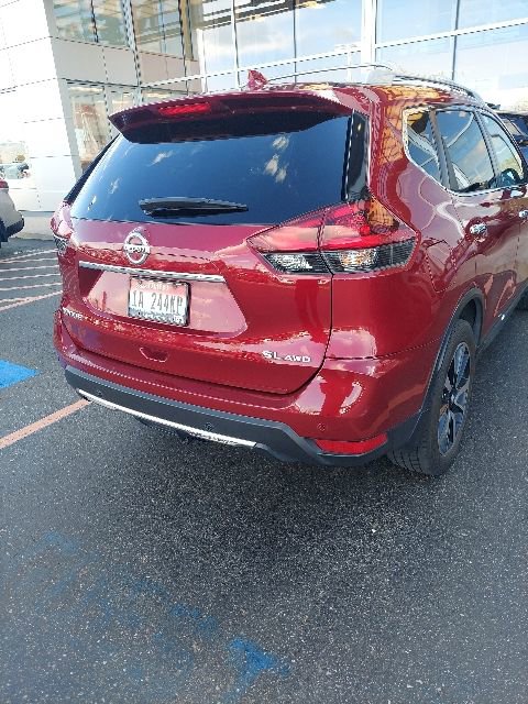Used 2019 Nissan Rogue SL w/ Premium Package AWD/4WD image 6