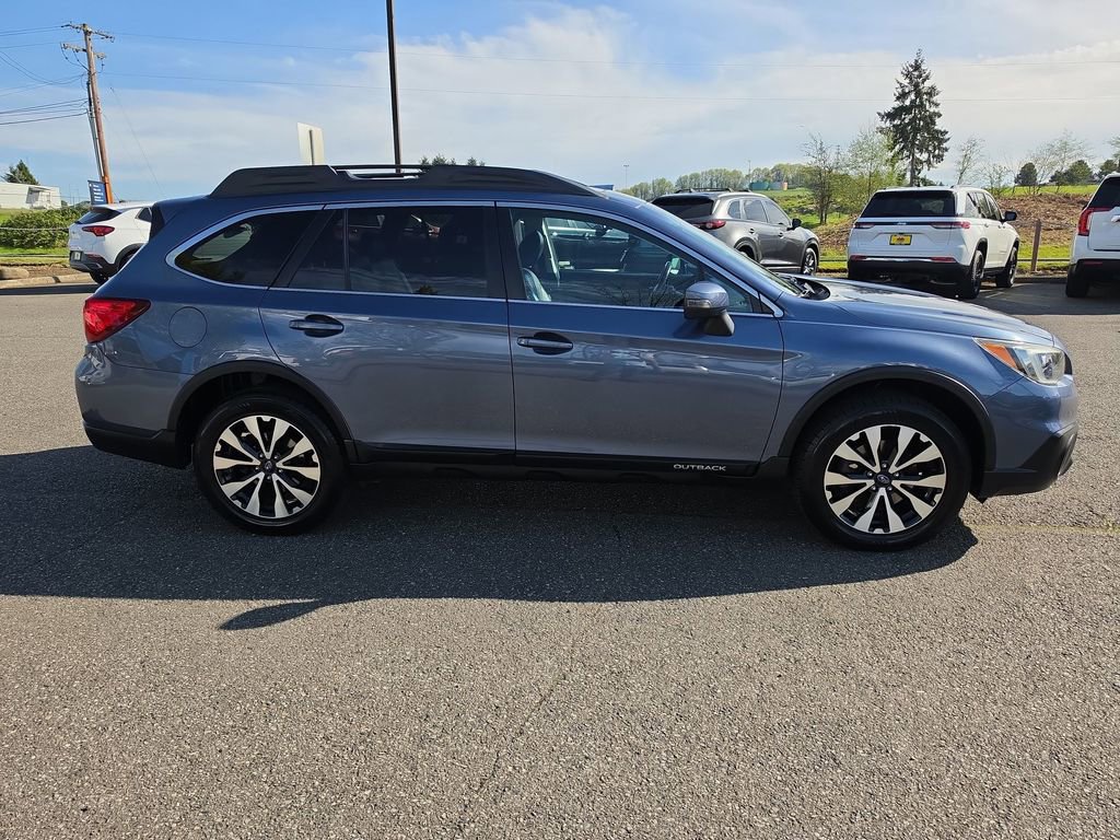 Used 2016 Subaru Outback 2.5i Limited AWD/4WD image 7