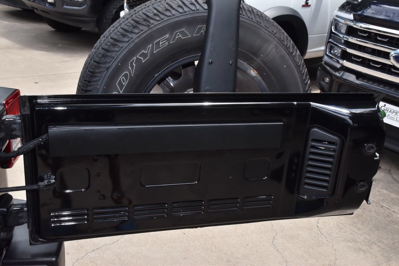 Used 2017 Jeep Wrangler Unlimited Sport w/ Quick Order Package 24S AWD/4WD image 37