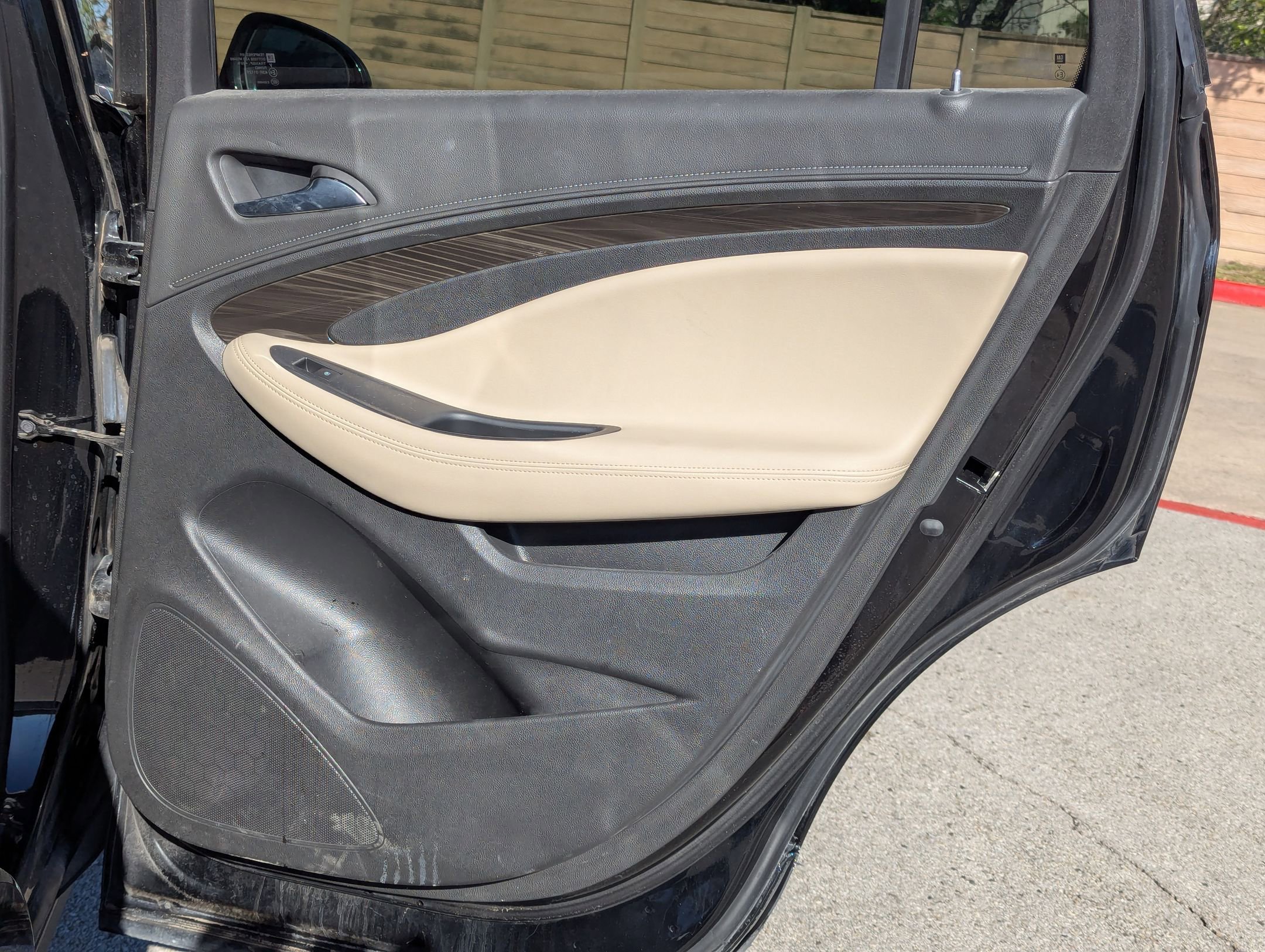 Used 2020 Buick Envision Preferred w/ LPO, Cargo Package image 21