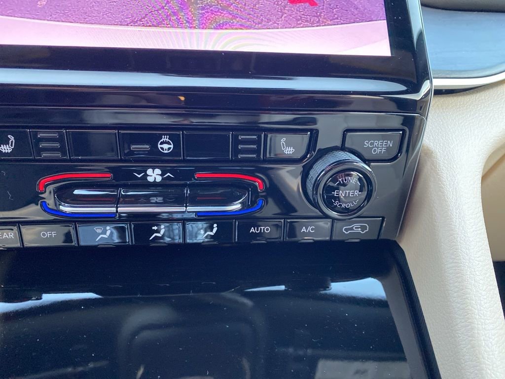 New 2025 Jeep Grand Cherokee L Limited image 29