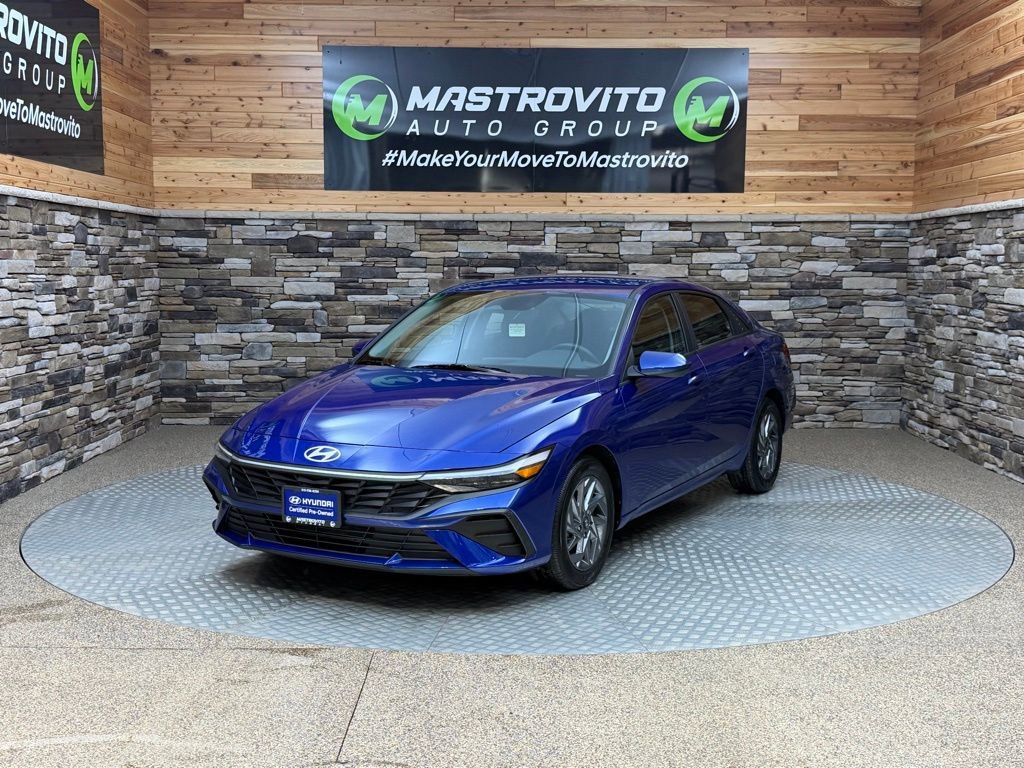 Certified 2024 Hyundai Elantra SEL image 4