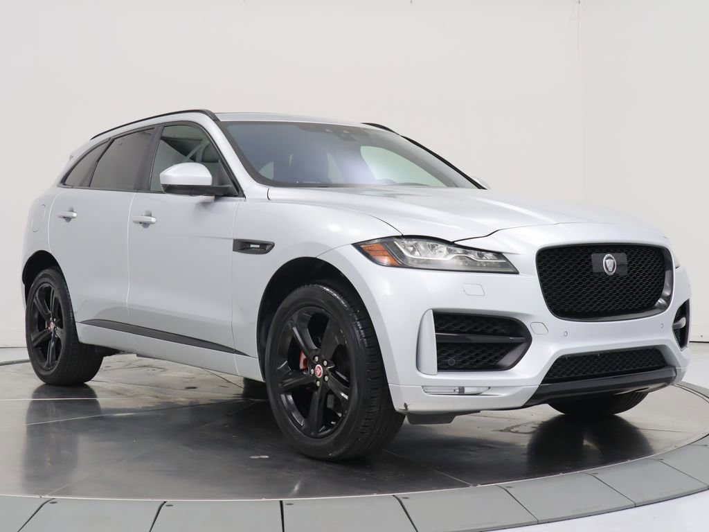 Used 2019 Jaguar F-PACE R-Sport AWD/4WD image 7