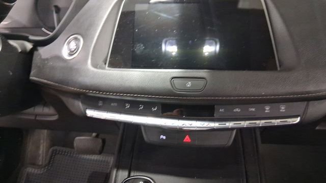 Used 2022 Cadillac XT4 Premium Luxury w/ Safety Alert Package image 11