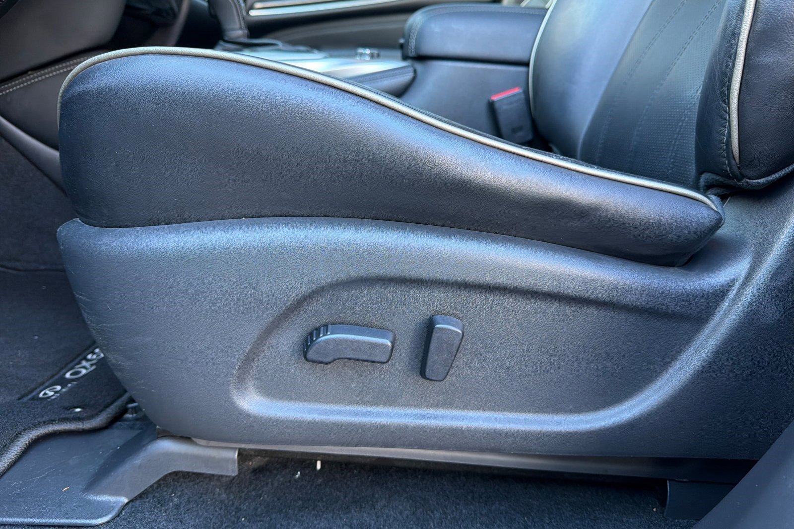 Used 2016 INFINITI QX60 Luxe image 14