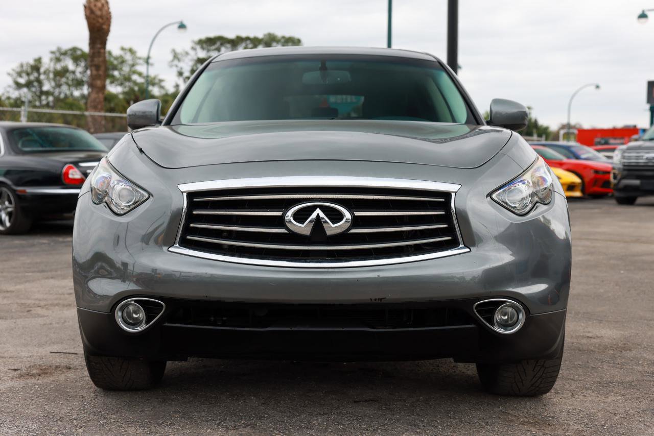 Used 2014 INFINITI QX70 image 17