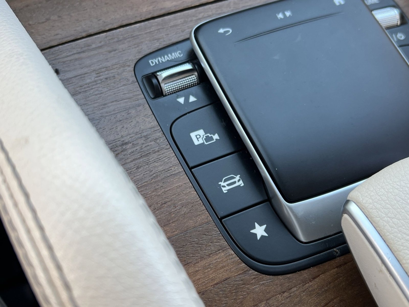 Certified 2022 Mercedes-Benz GLE 350 4MATIC image 32